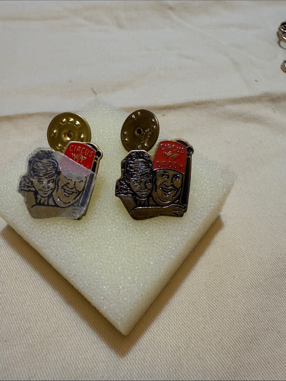 Shriners Circus Daddy World Vintage Enamel Pin - Red and Silver Tone